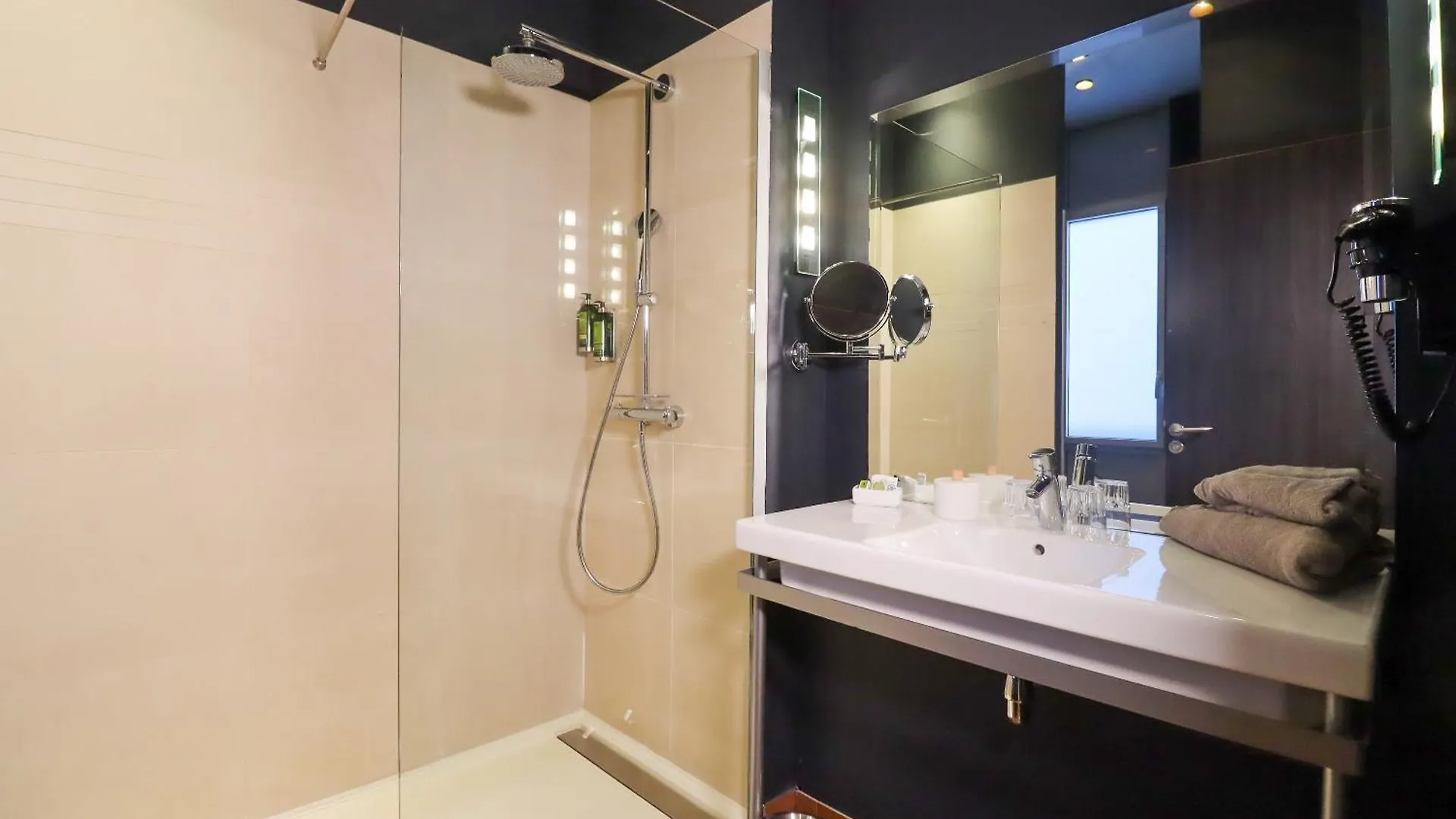 ****  Boa Hotel - BW Signature Collection - Lille Centre Gares France